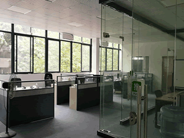 中聲聲學(xué)實(shí)驗(yàn)室